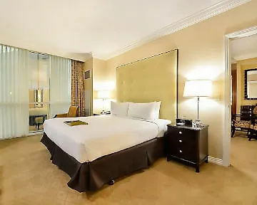 888 Signature Suites Collection At Signature Condo Hotel-1