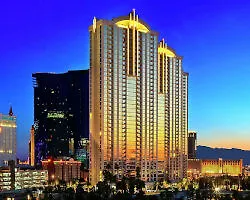 888 Signature Suites Collection At Signature Condo Hotel-2